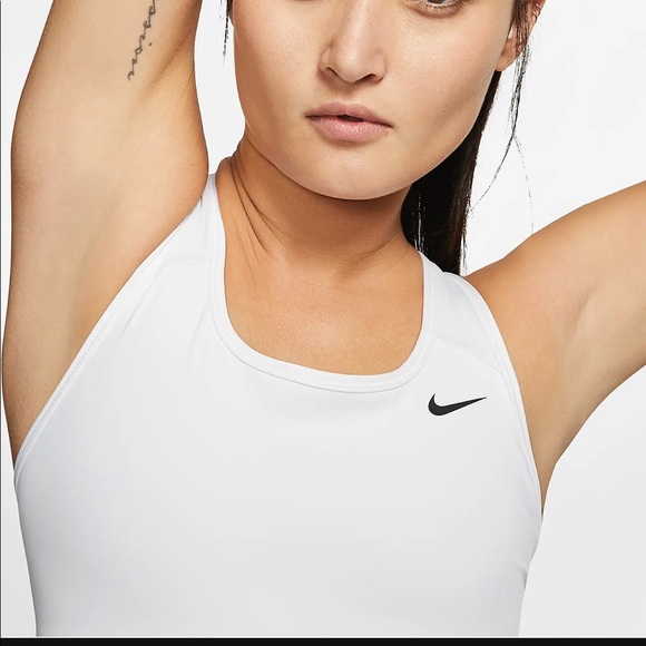 Nike Swoosh Bra - Picture 2 of 7